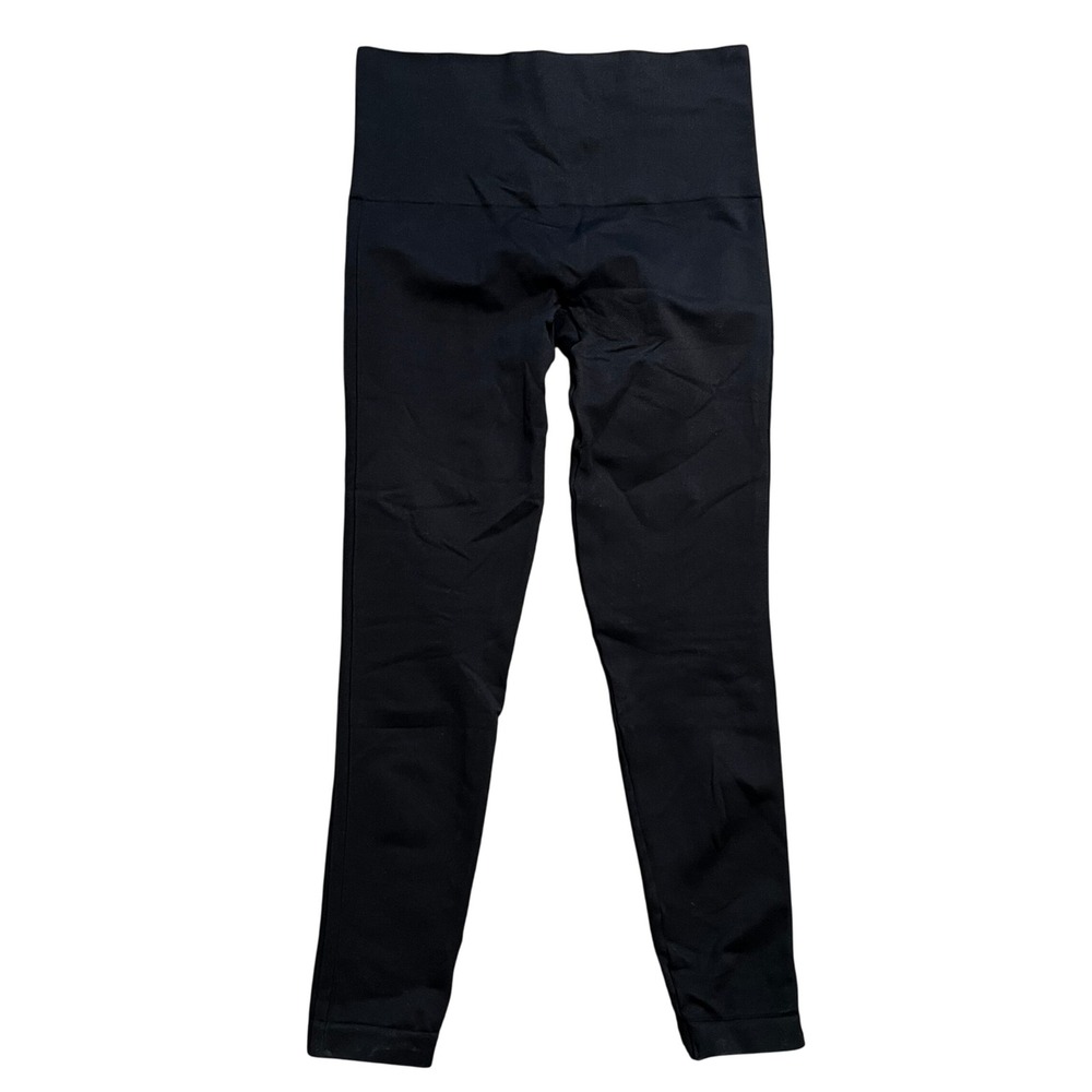 Spanx Mid-Rise Seamless Leggings in Black size medium‎